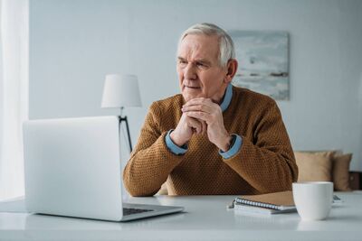 Правда ли, что возрастные сотрудники работают хуже? Наше исследование